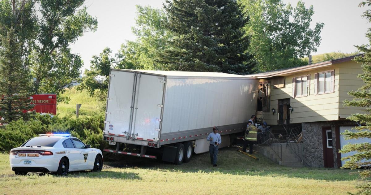 Neighbour Keeps Blocking Dad’s Driveway With Semi Truck, Learns An Expensive Lesson